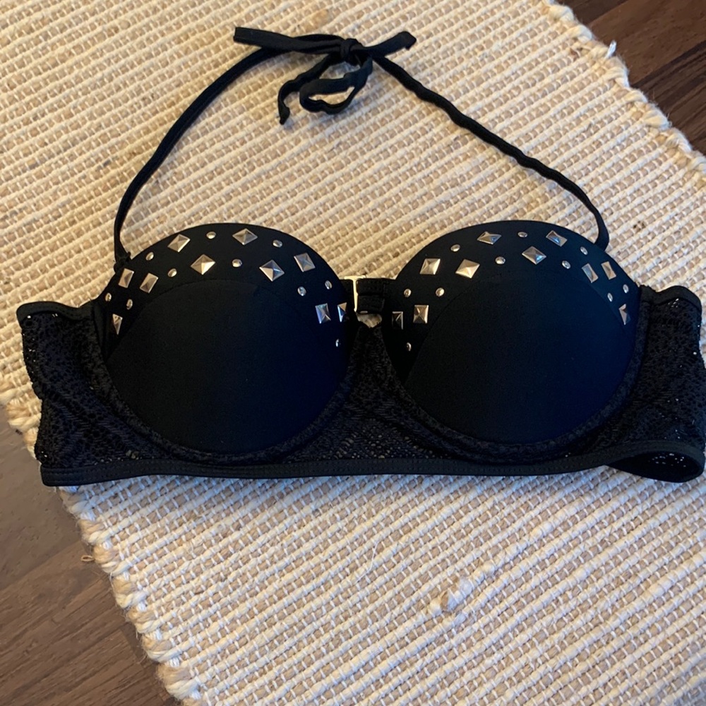 Bikini top